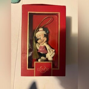 New Lenox Disney 2022 Minnie Mouse ornament